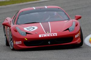 Ferrari 458 Challenge 2011 года